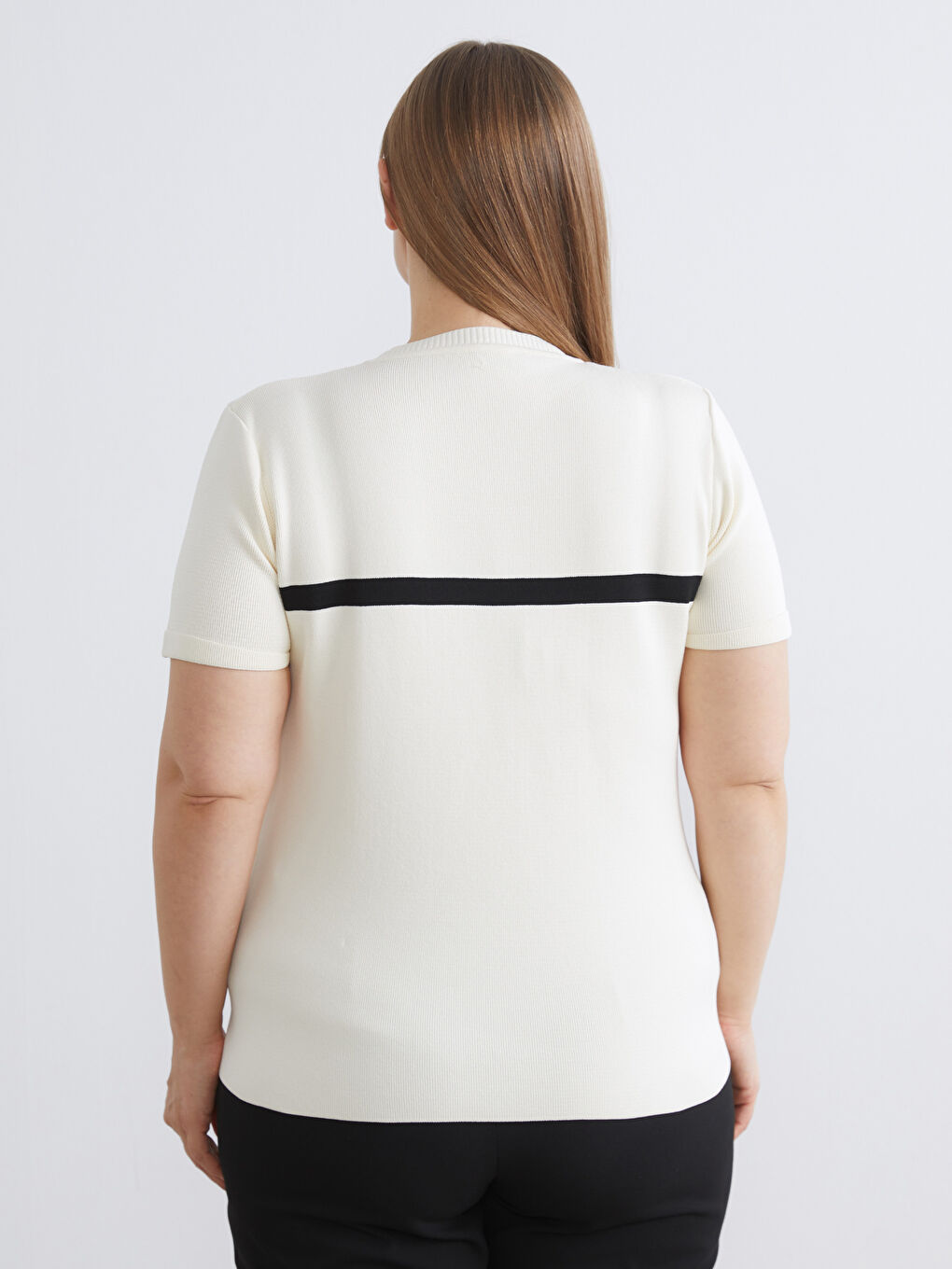 Ekru Büyük Beden Bisiklet Yaka Kadın Triko Kazak-3