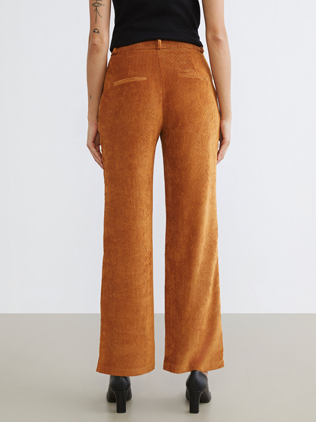 Bej Geniş Paça Kadife Kadın Pantolon-7