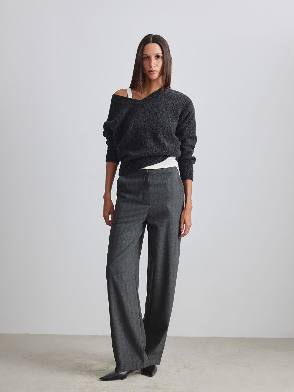 Antrasit V Yaka Oversize Kadın Triko Kazak	-2