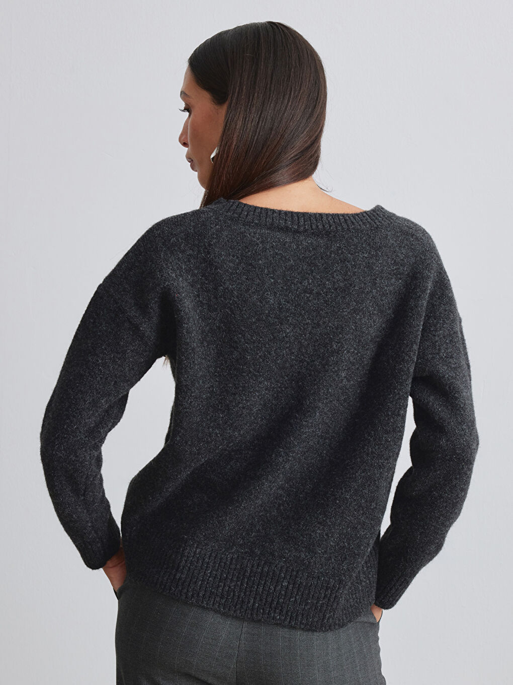 Antrasit V Yaka Oversize Kadın Triko Kazak	-6