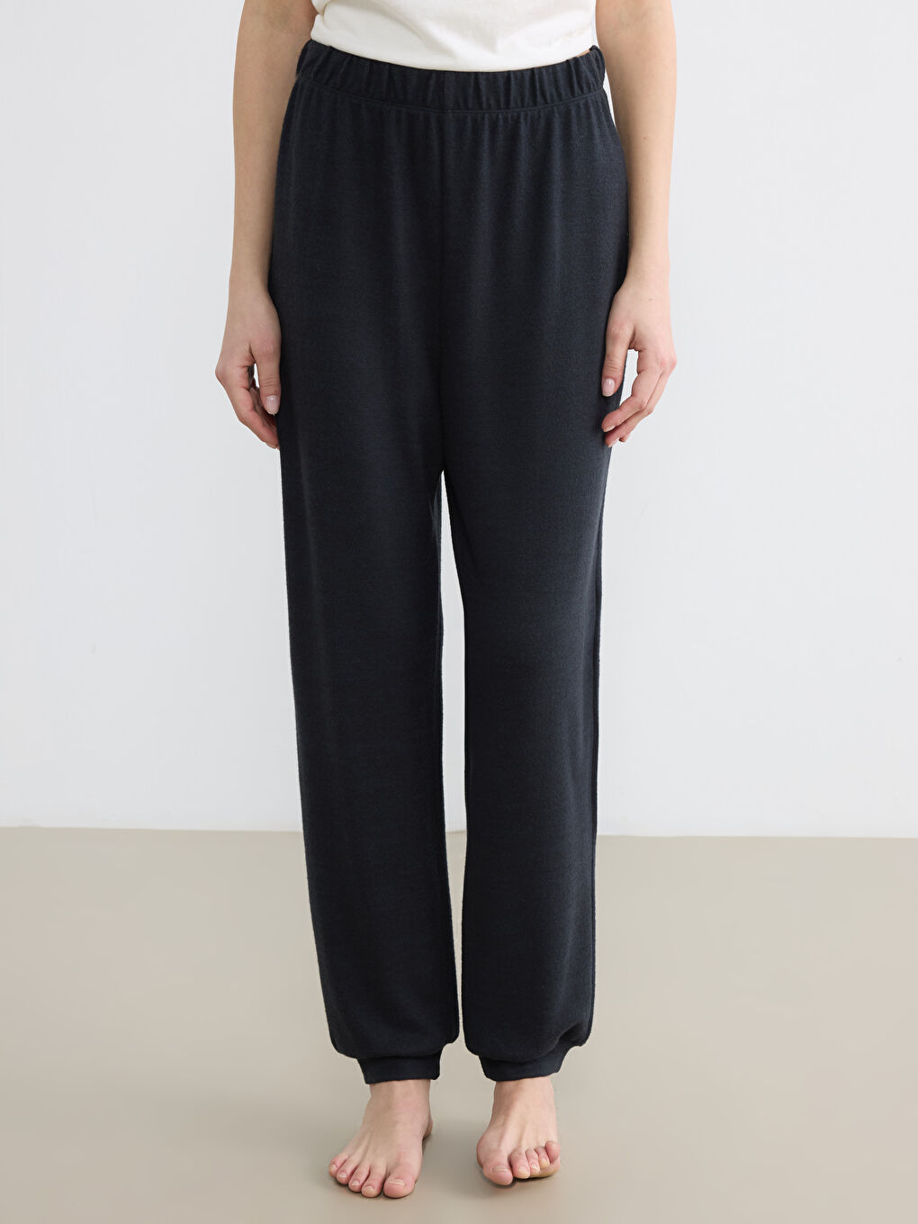 Siyah Beli Lastikli Kadın Jogger Pijama Altı-1