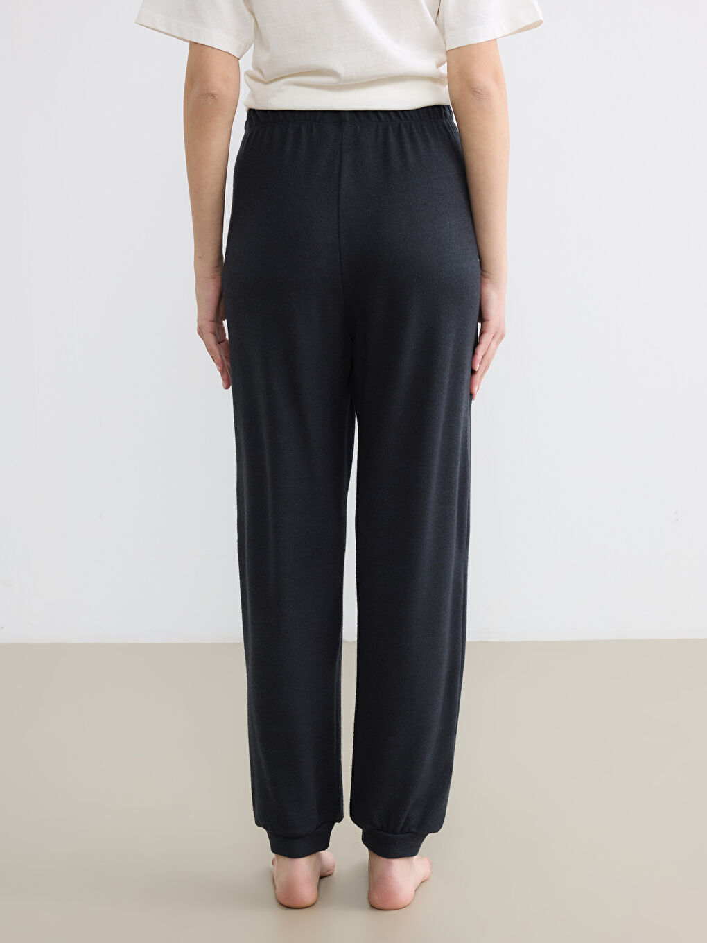 Siyah Beli Lastikli Kadın Jogger Pijama Altı-3