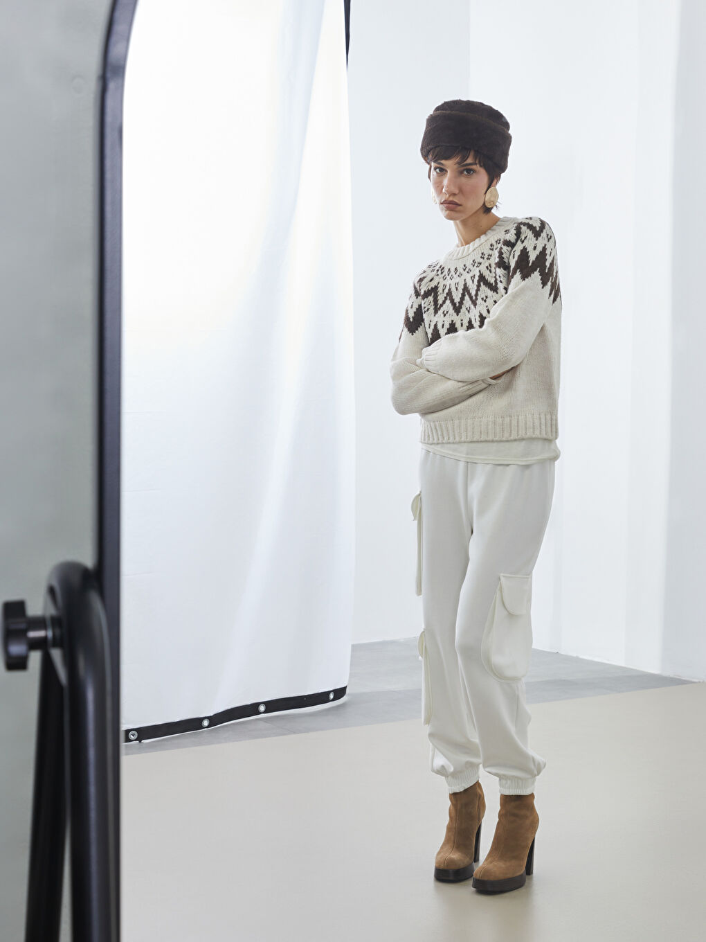 Ekru Bisiklet Yaka Desenli Kadın Triko Kazak-1