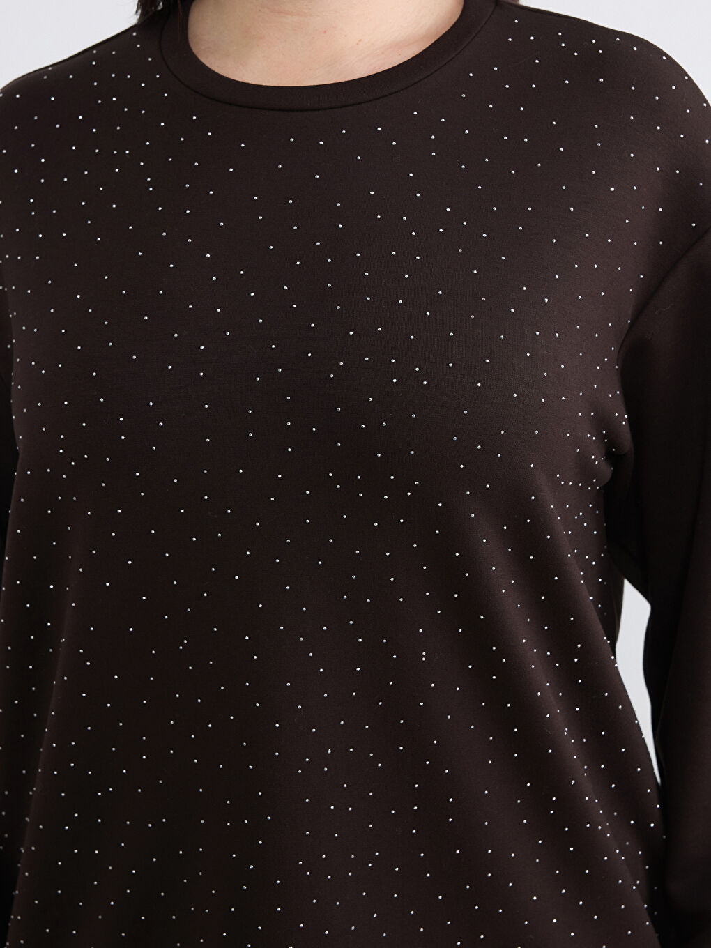 Kahverengi Büyük Beden Bisiklet Yaka Taşlı Kadın Sweatshirt-2