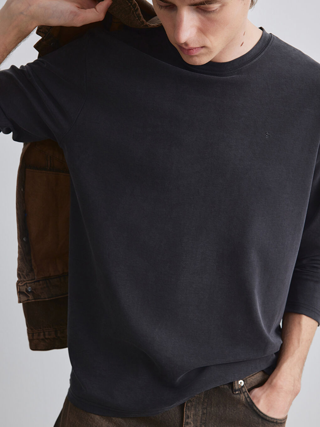 Siyah Bisiklet Yaka Erkek Sweatshirt-2