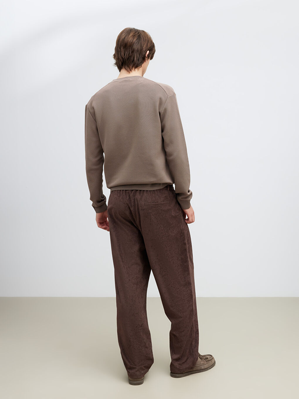 Kahverengi Rahat Kalıp Kadife Erkek Pantolon-3