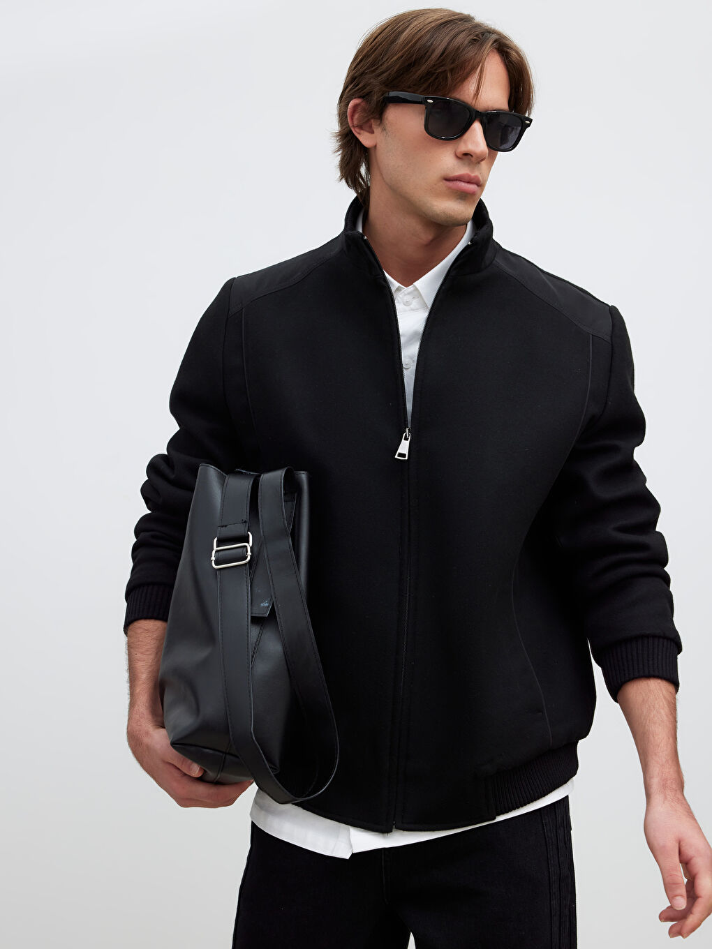 Siyah Standart Kalıp Dik Yaka Erkek Mont