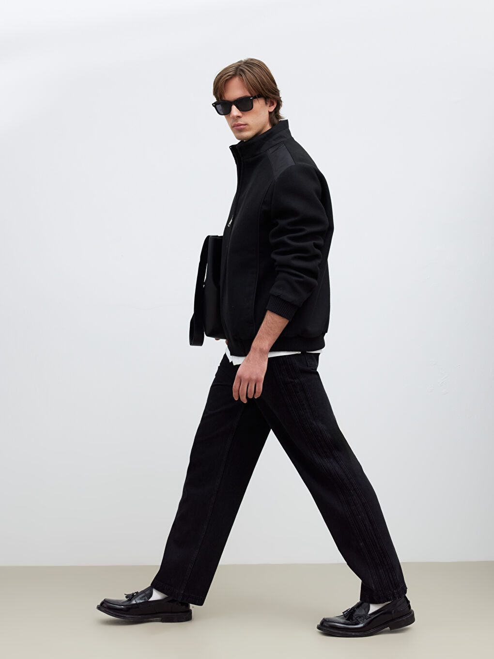 Siyah Standart Kalıp Dik Yaka Erkek Mont-1