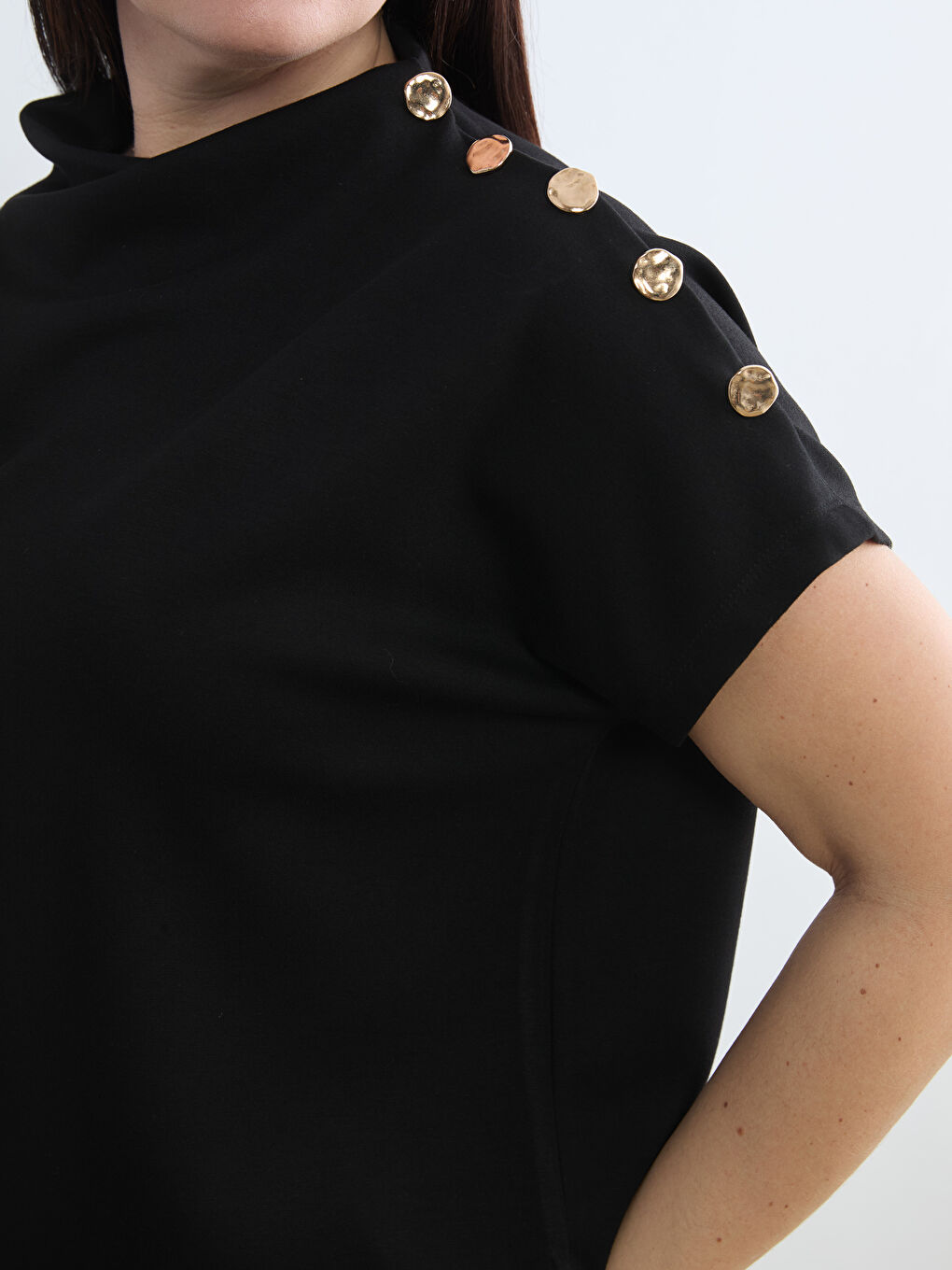 Siyah Büyük Beden Dik Yaka Bluz-2