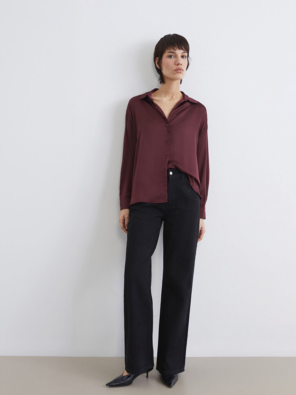 جينز أسود امرأة