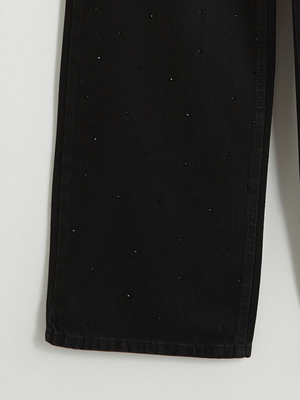 Siyah Taş Detaylı Wideleg Kadın Jean Pantolon-1