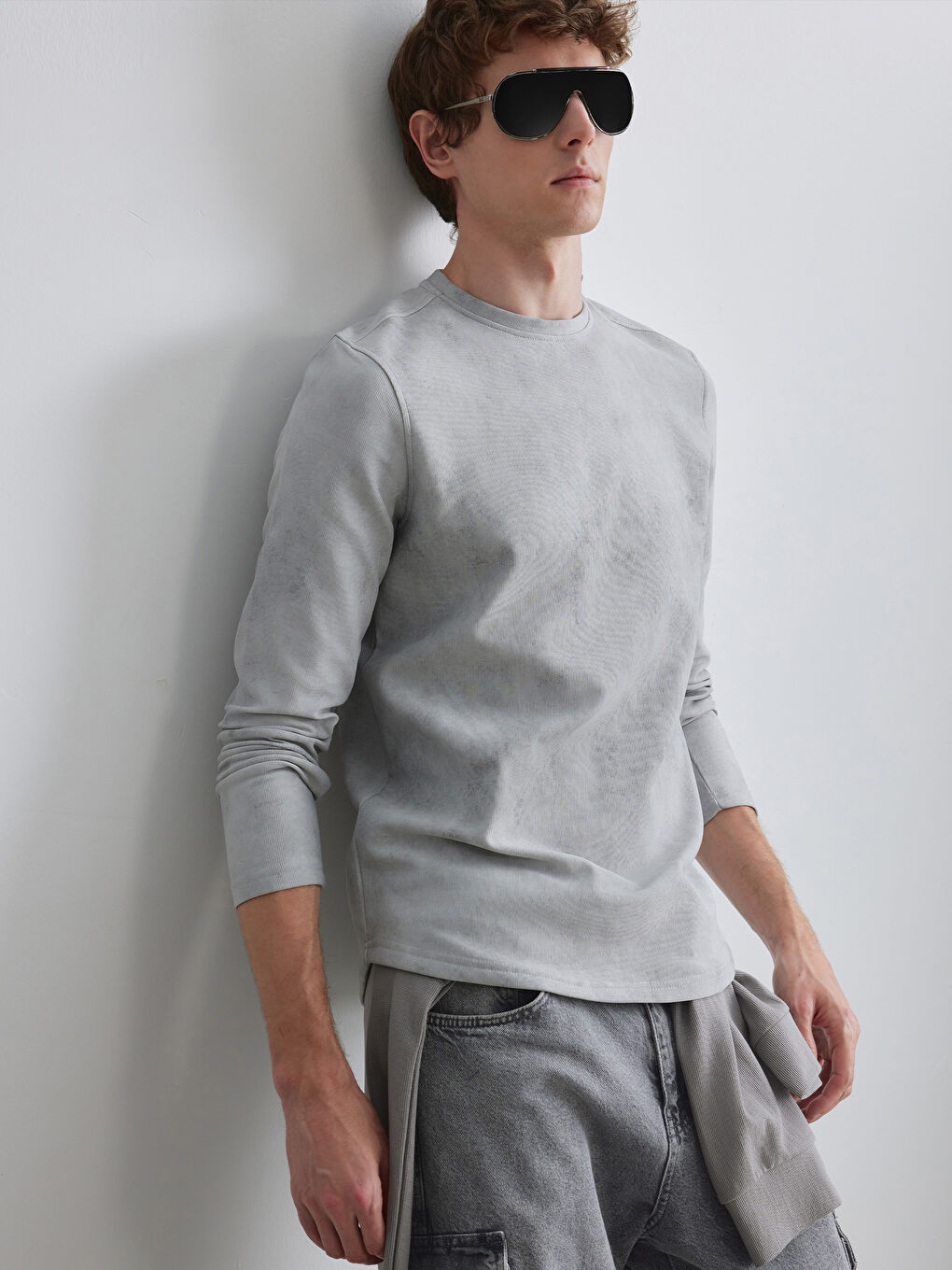 Gri Bisiklet Yaka Erkek Sweatshirt