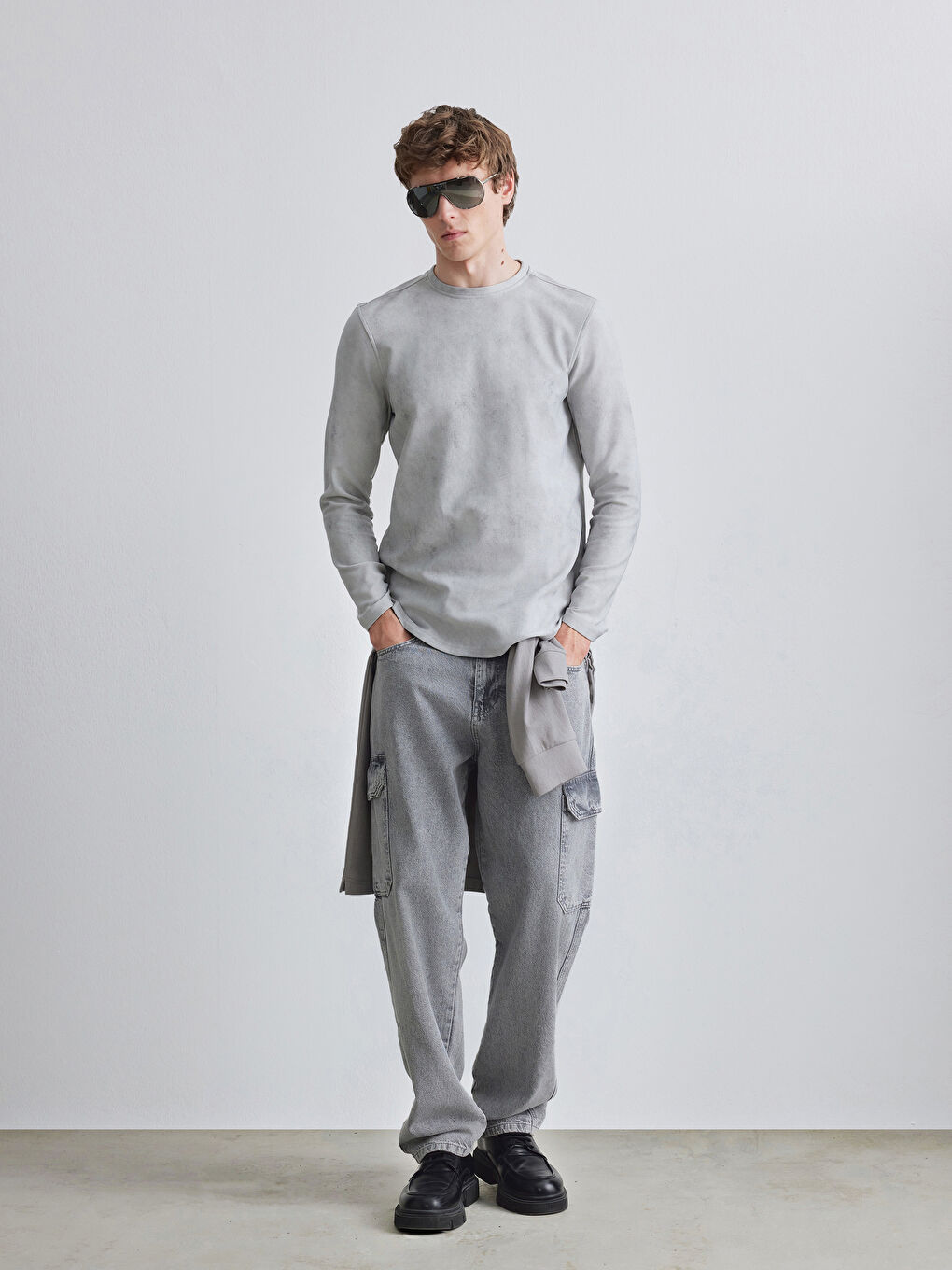 Gri Bisiklet Yaka Erkek Sweatshirt-1