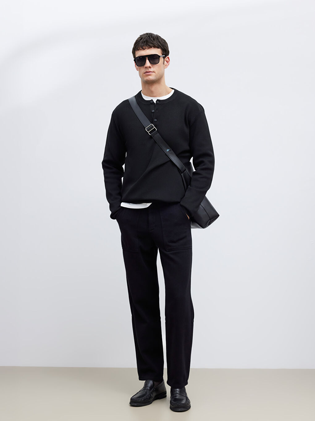 Siyah Bisiklet Yaka Erkek Triko Kazak-1