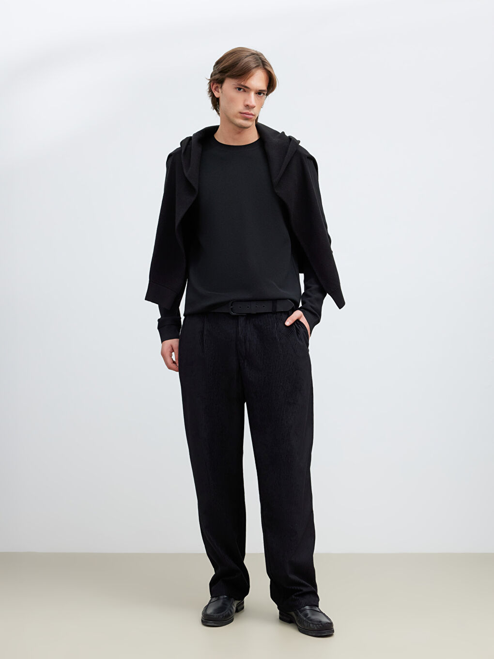 Siyah Bisiklet Yaka Erkek Triko Kazak-1