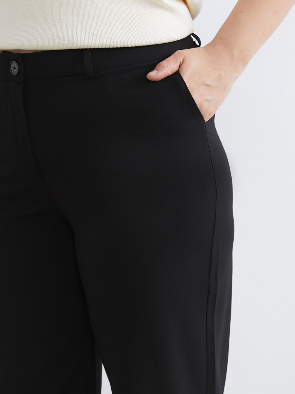 Siyah Büyük Beden Regular Fit Kadın Pantolon	-2