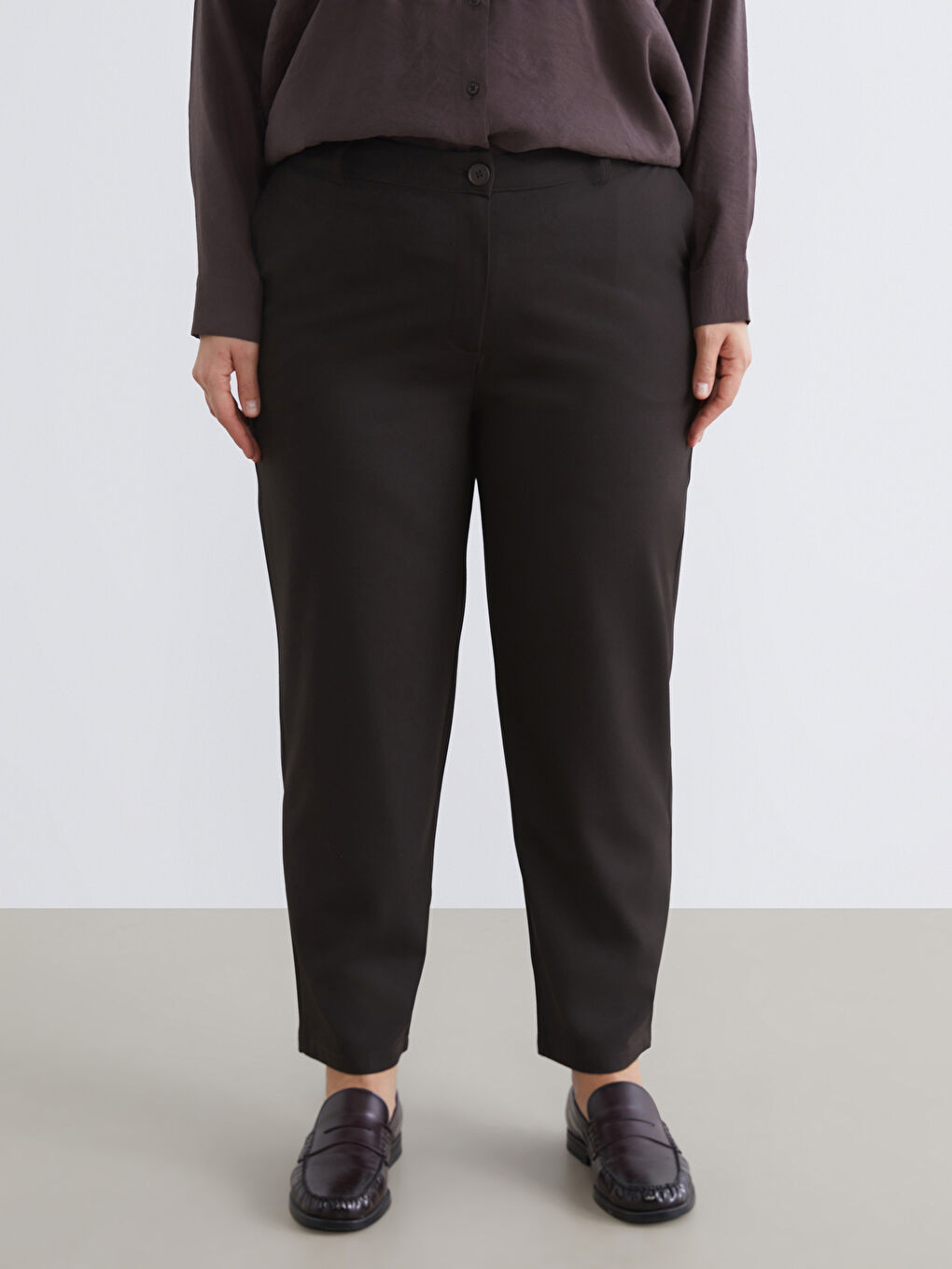 Kahverengi Büyük Beden Regular Fit Kadın Pantolon	-1