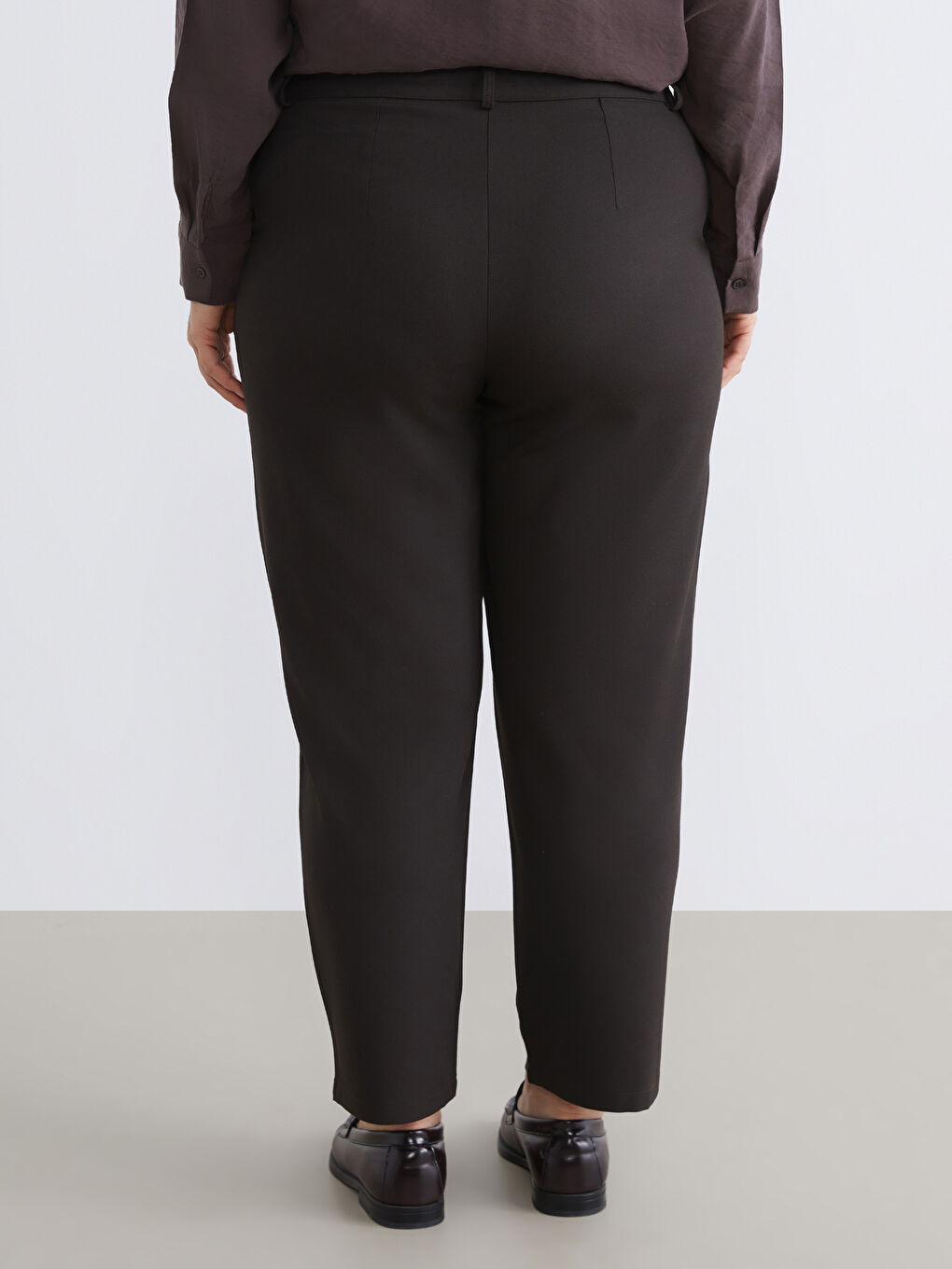 Kahverengi Büyük Beden Regular Fit Kadın Pantolon	-3