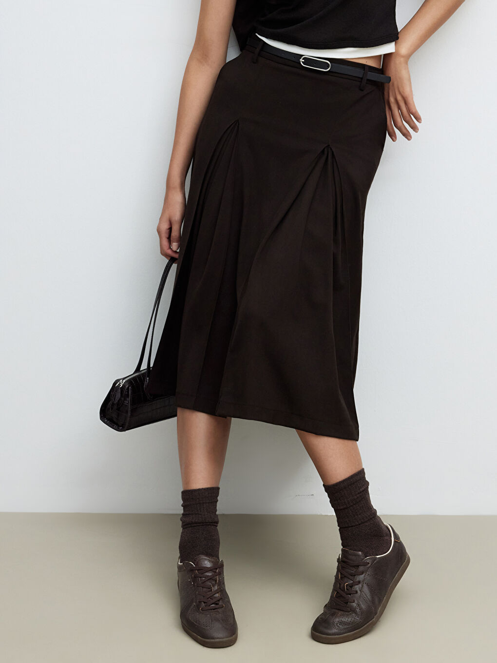 Kahverengi Beli Kemerli Pileli Etek-1