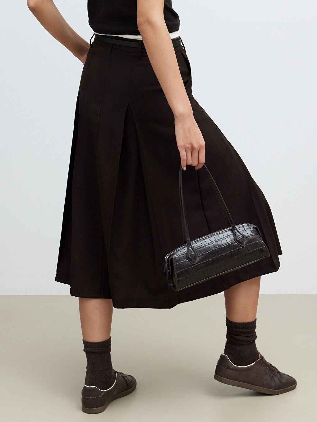 Kahverengi Beli Kemerli Pileli Etek-3