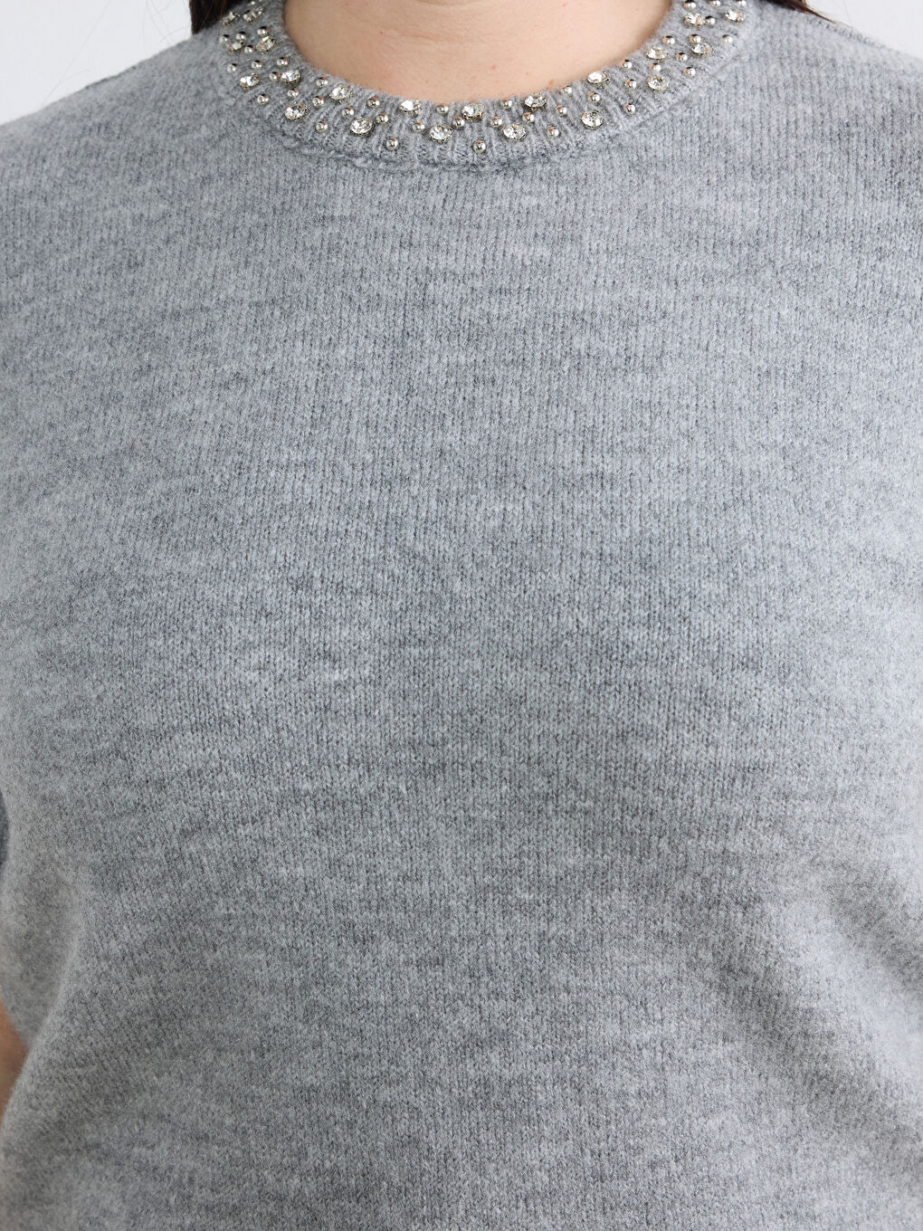 Gri Büyük Beden Bisiklet Yaka Taşlı Kadın Triko Kazak-2