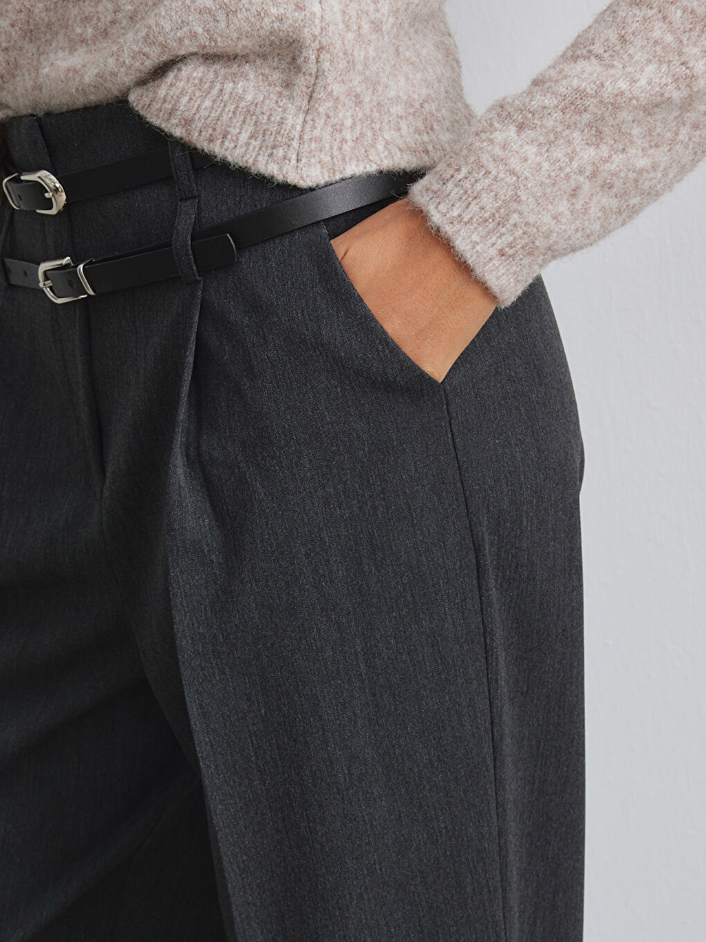 Antrasit Beli Kemerli Geniş Paça Kadın Pileli Pantolon-2