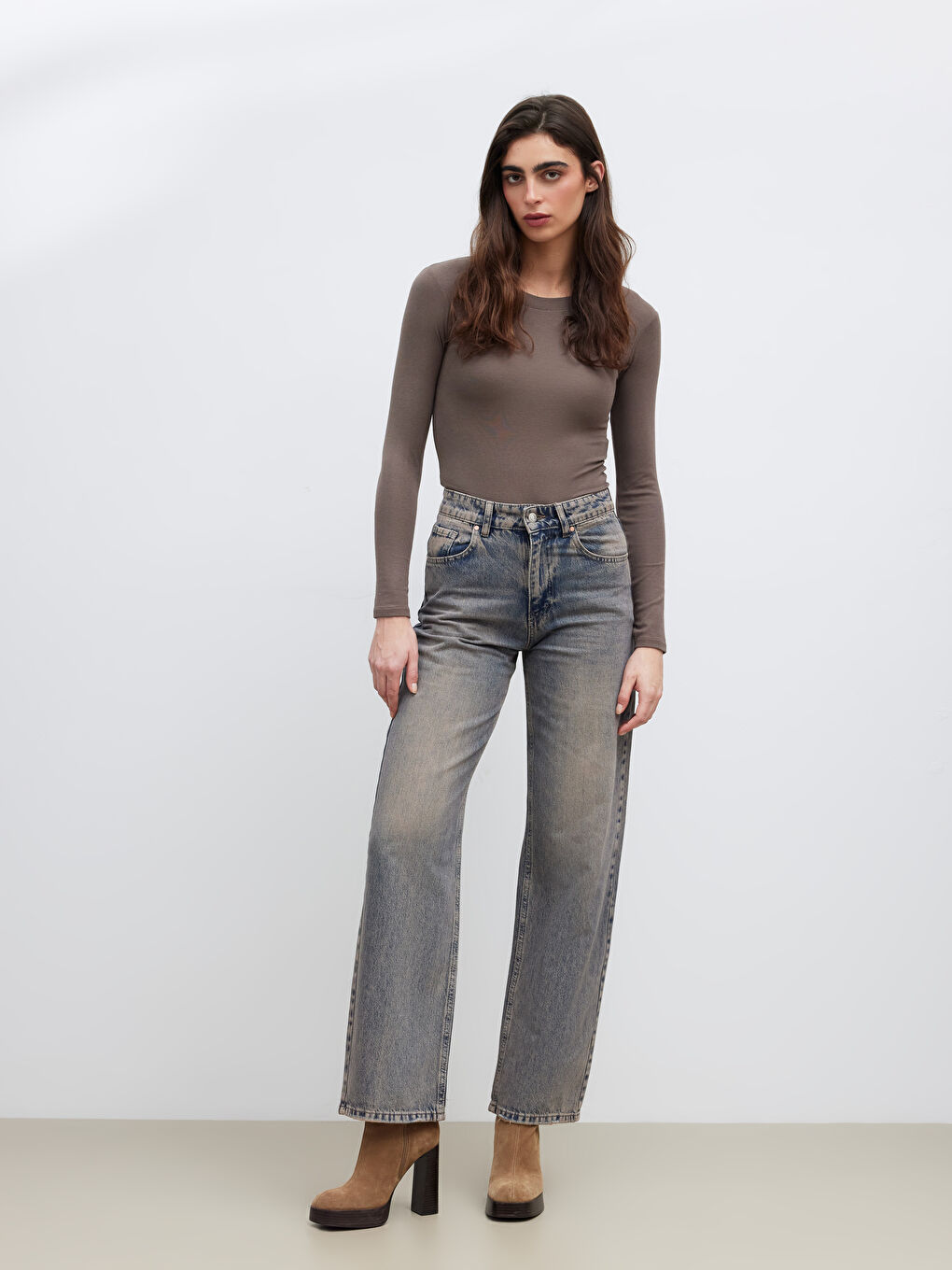 Gri Straight Fit Kadın Jean Pantolon