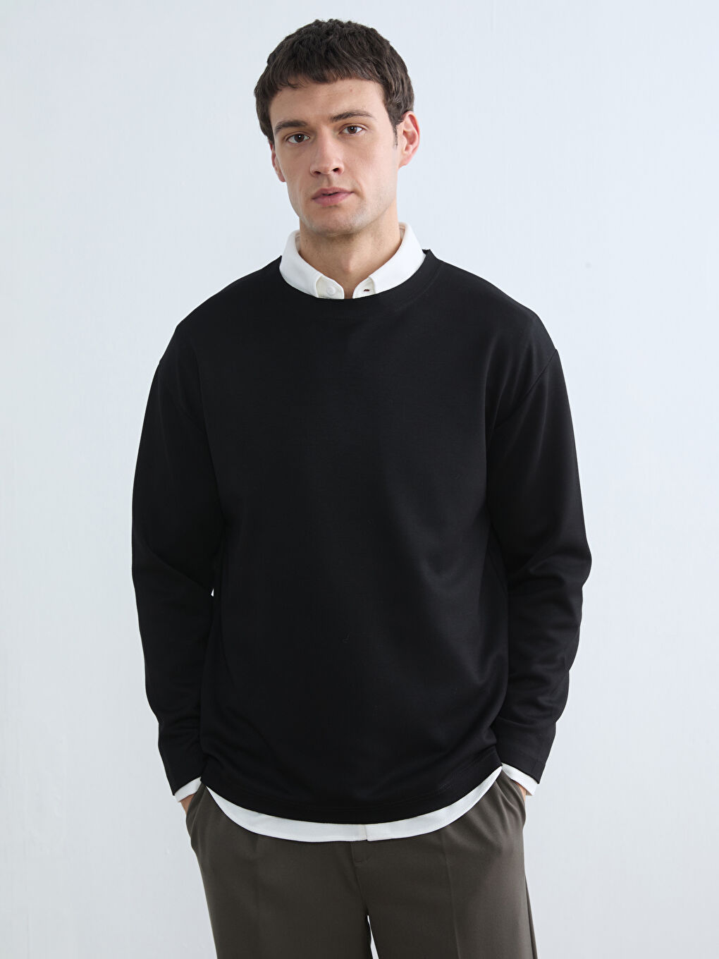 Siyah Bisiklet Yaka Erkek Sweatshirt