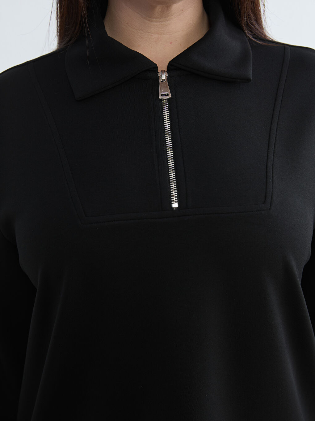 Siyah Polo Yaka Kadın Fermuarlı Sweatshirt-2