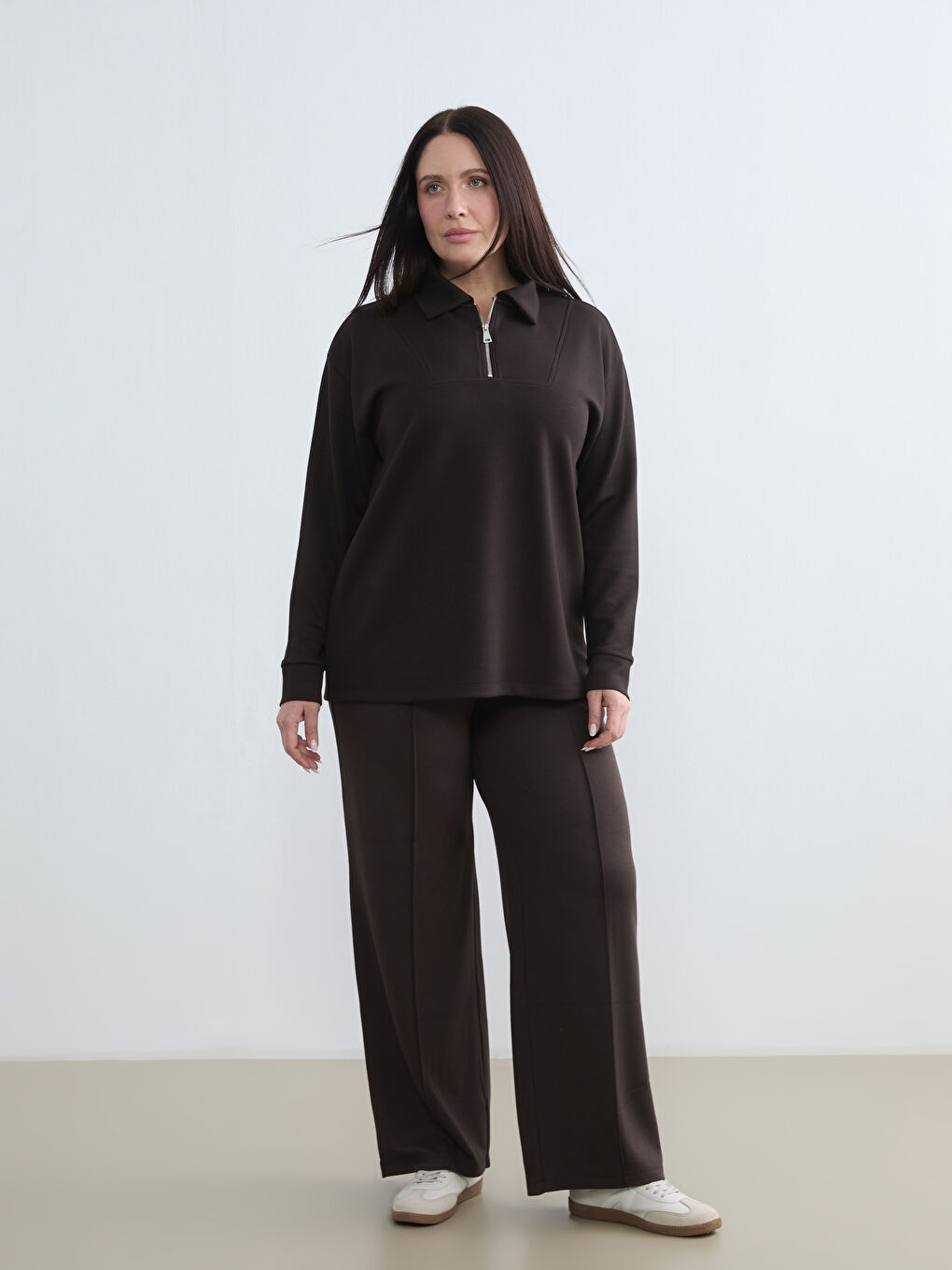 Kahverengi Polo Yaka Kadın Fermuarlı Sweatshirt-1