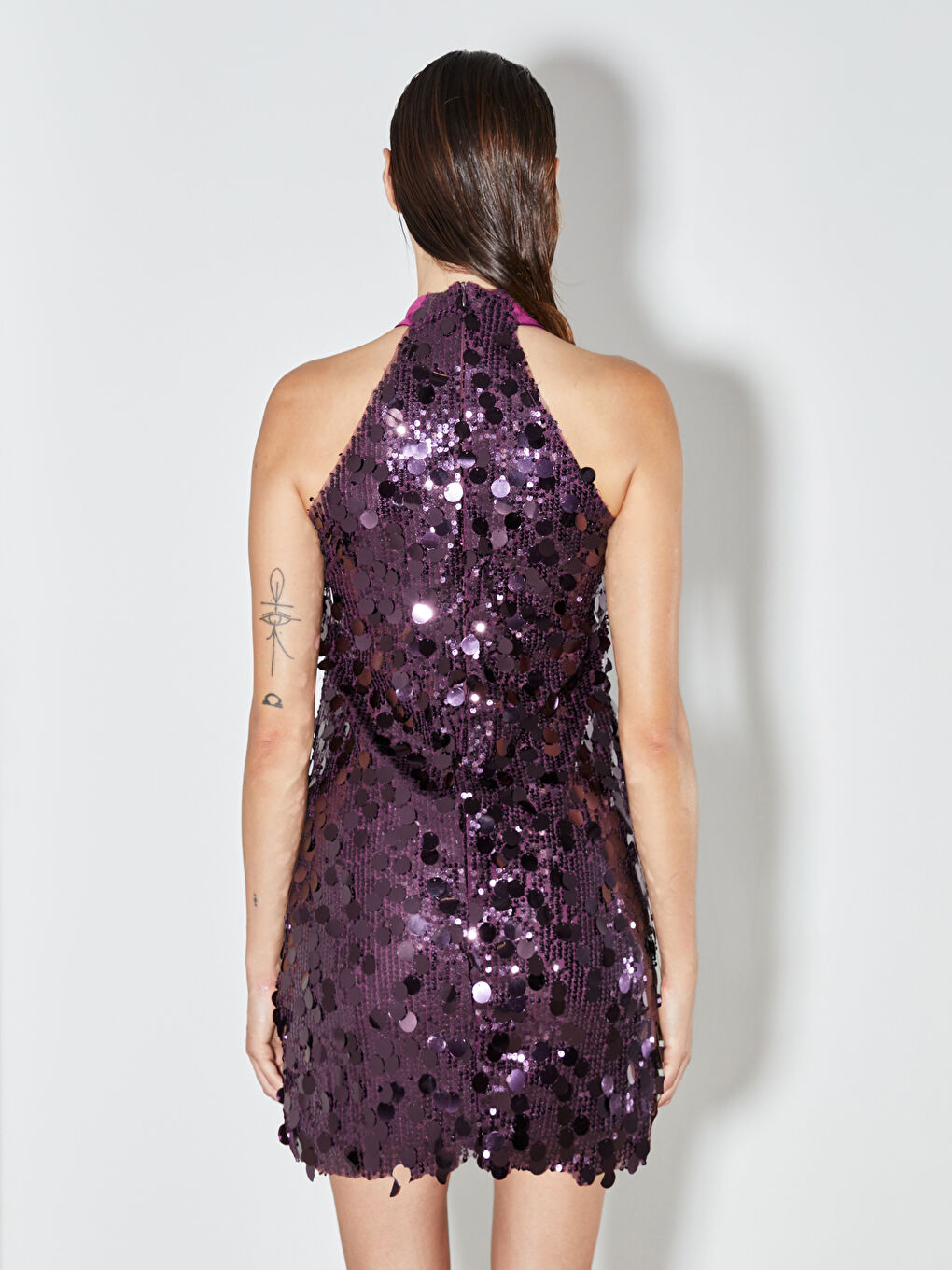 Mor Halter Yaka Payetli Mini Elbise-4