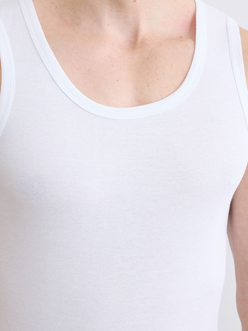 Beyaz U Yaka Penye Erkek Atlet 3'lü-4