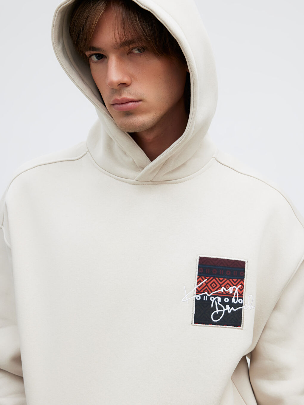 Bej Sırt Baskılı Erkek Kalın Hoodie-2