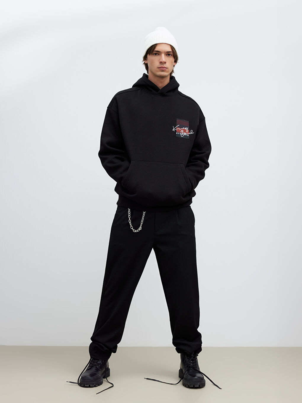 Siyah Sırt Baskılı Erkek Kalın Hoodie-1