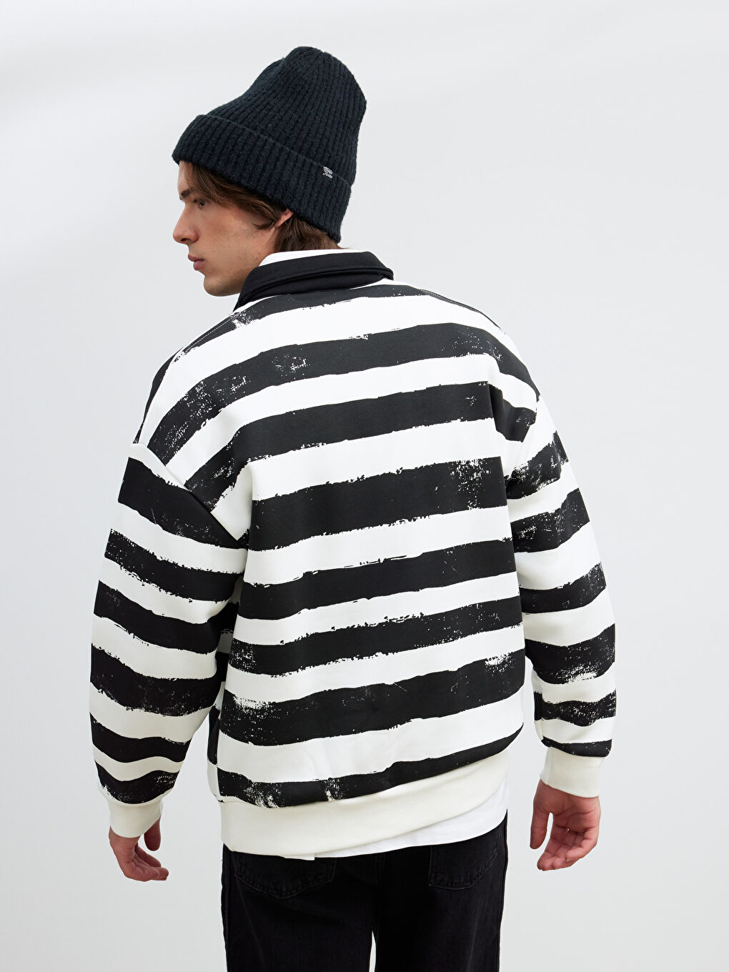 Siyah Polo Yaka Çizgili Erkek Sweatshirt-3