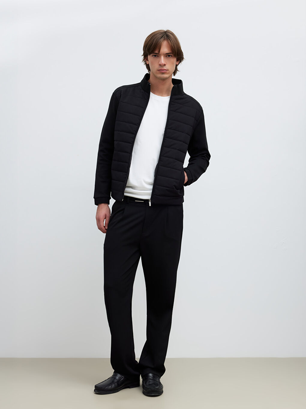 Siyah Standart Kalıp Dik Yaka Erkek Mont-1