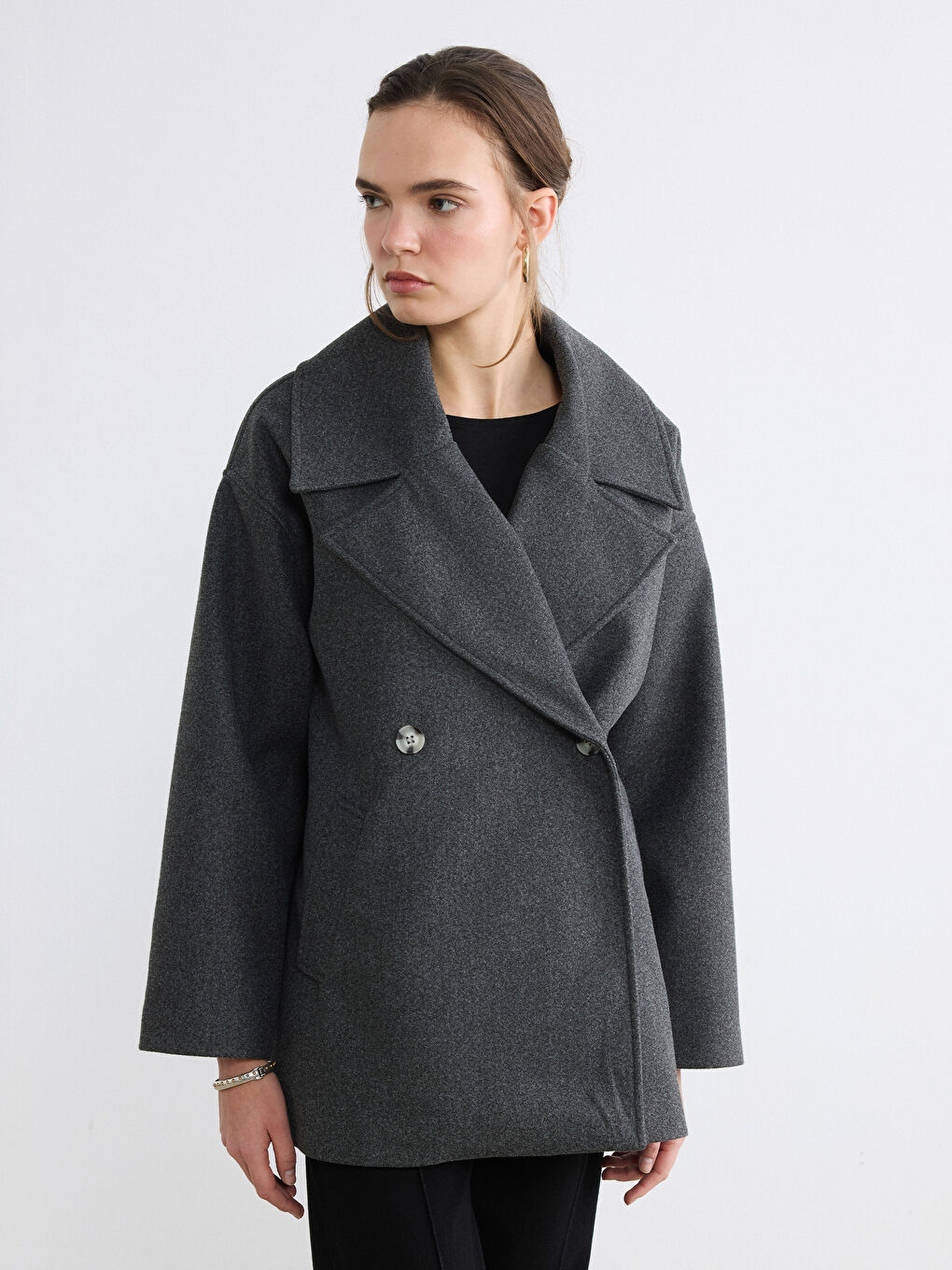 Antrasit Kruvaze Yaka Kadın Kaşe Kaban