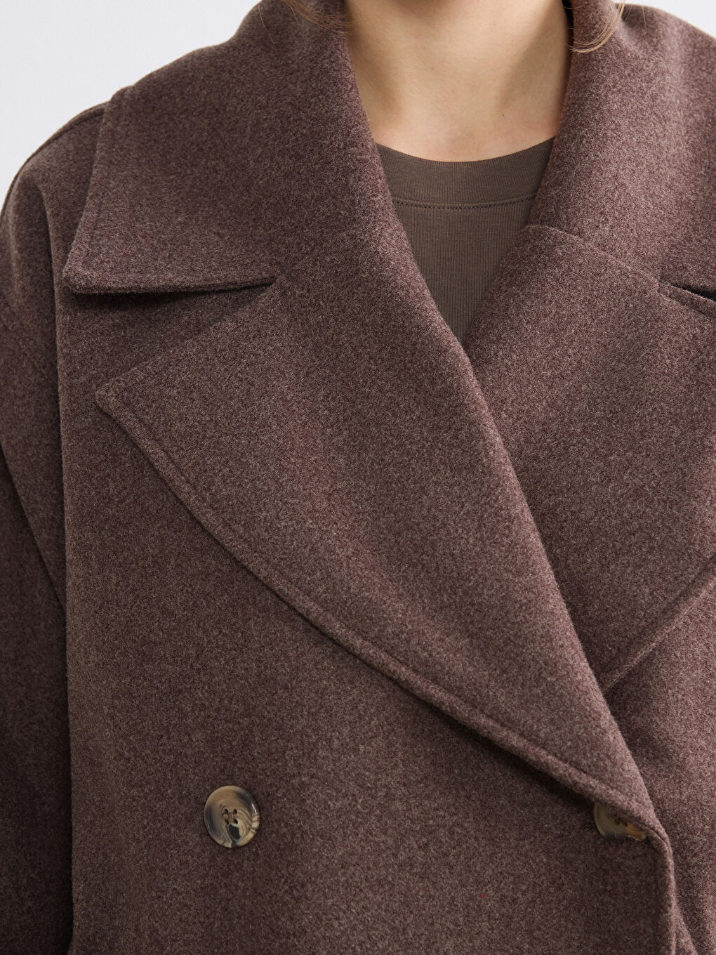 Kahverengi Kruvaze Yaka Kadın Kaşe Kaban-2