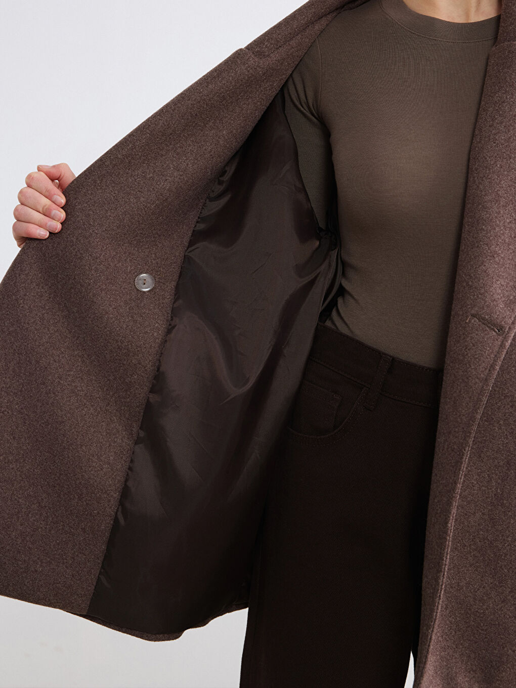 Kahverengi Kruvaze Yaka Kadın Kaşe Kaban-3