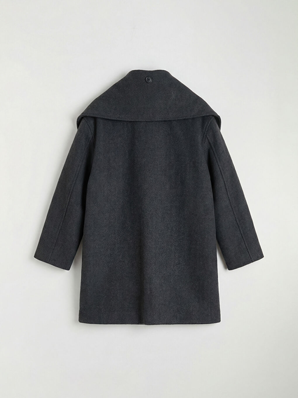 Siyah Atkılı Dik Yaka Kadın Kaşe Kaban-1