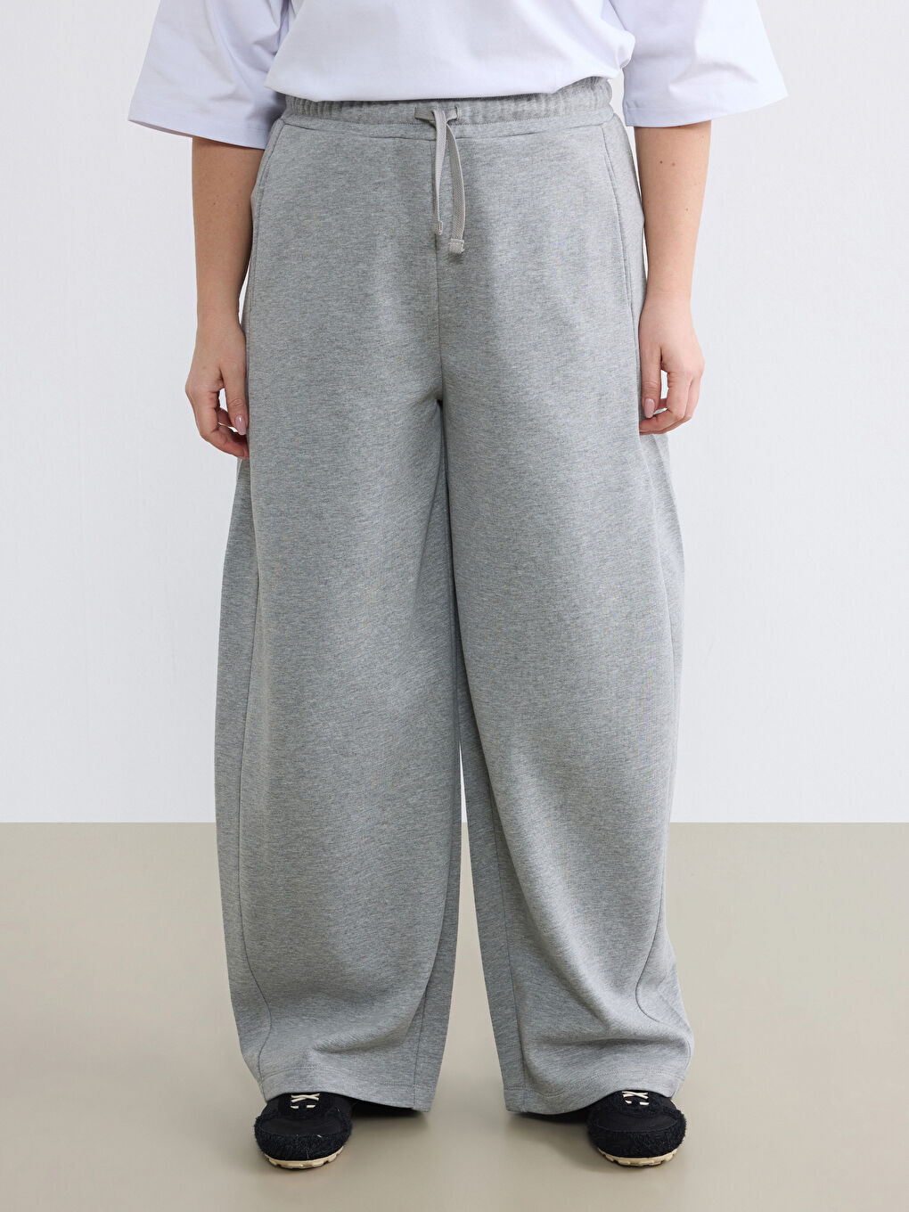 Gri Beli Lastikli Kadın Kalın Eşofman Altı-5