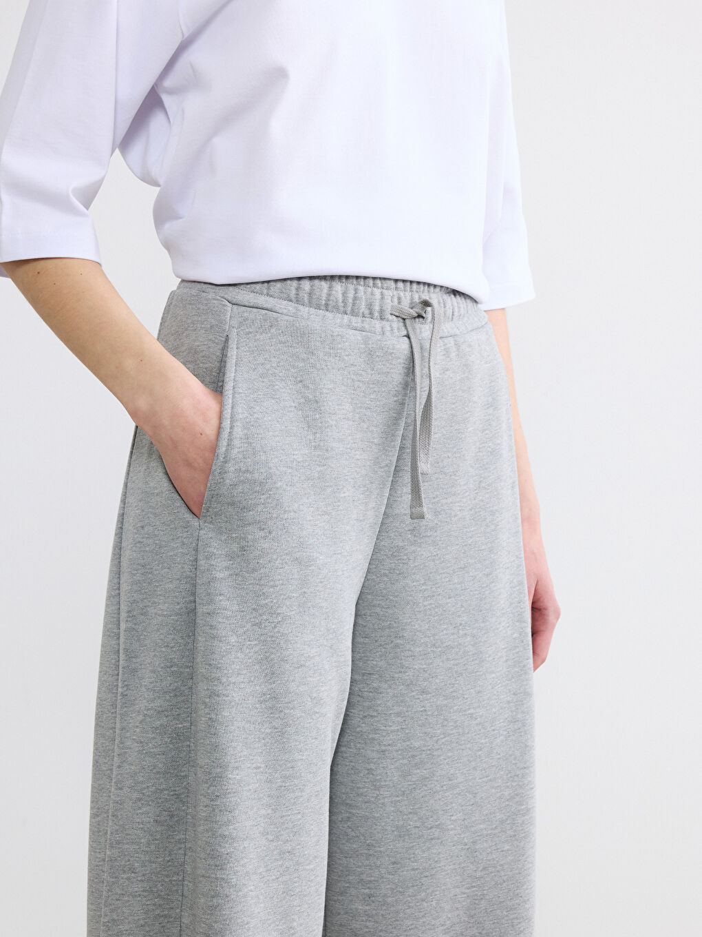 Gri Beli Lastikli Kadın Kalın Eşofman Altı-2