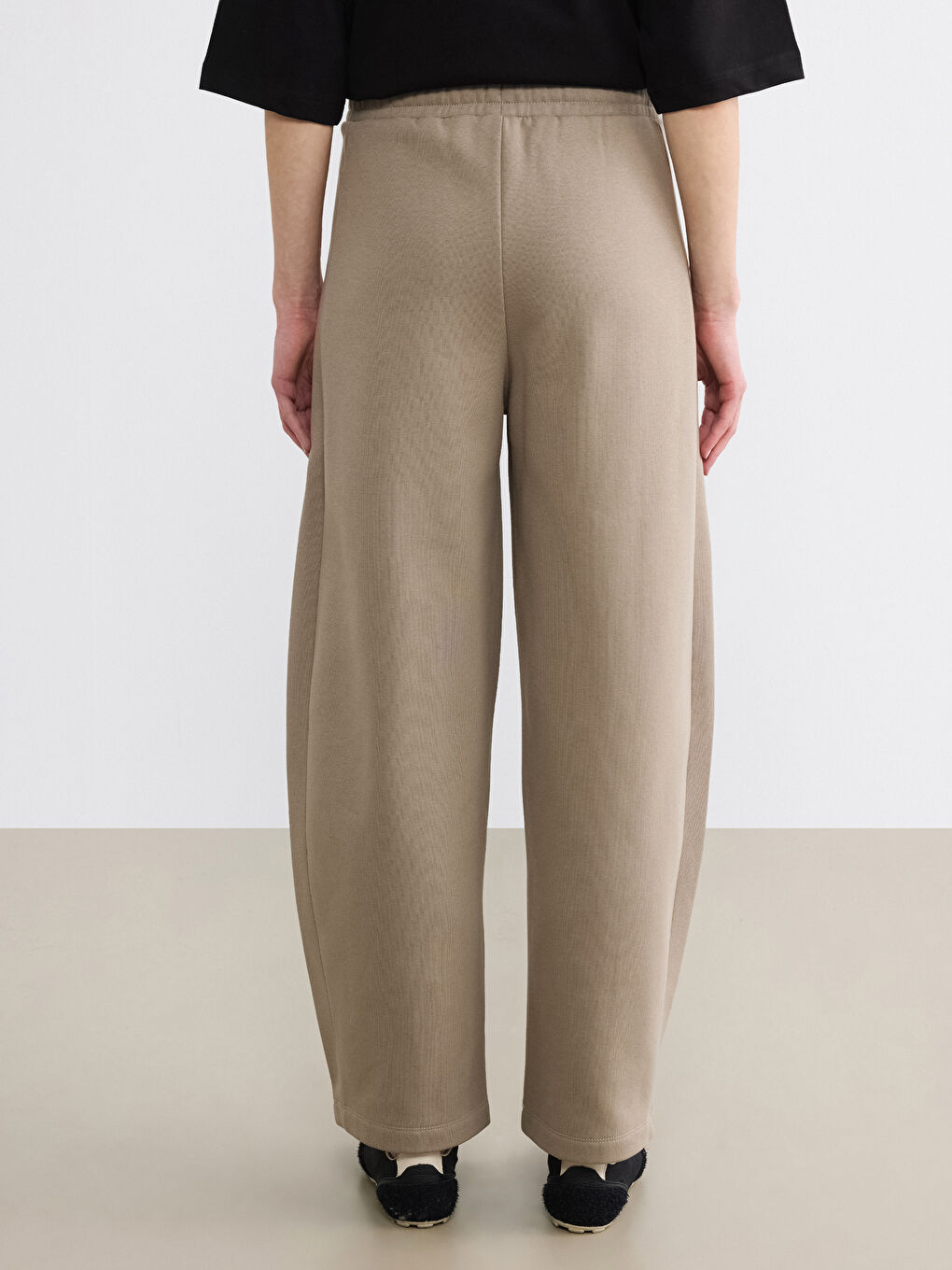 Bej Beli Lastikli Kadın Kalın Eşofman Altı-3