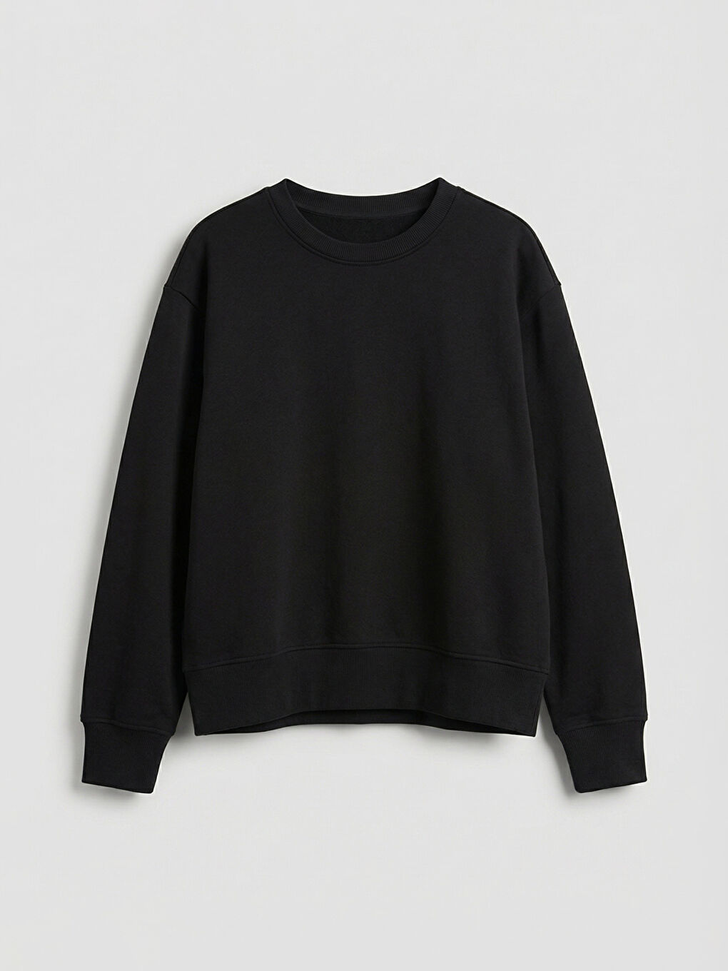 Siyah Bisiklet Yaka Kadın Sweatshirt