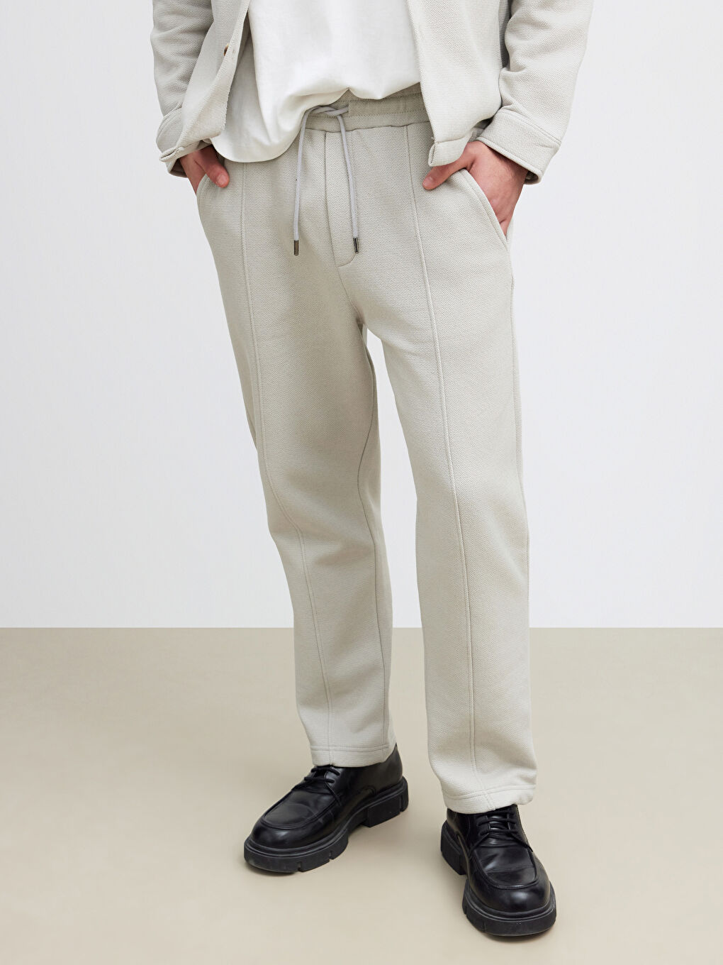 Bej Standart Kalıp Erkek Eşofman Altı-1