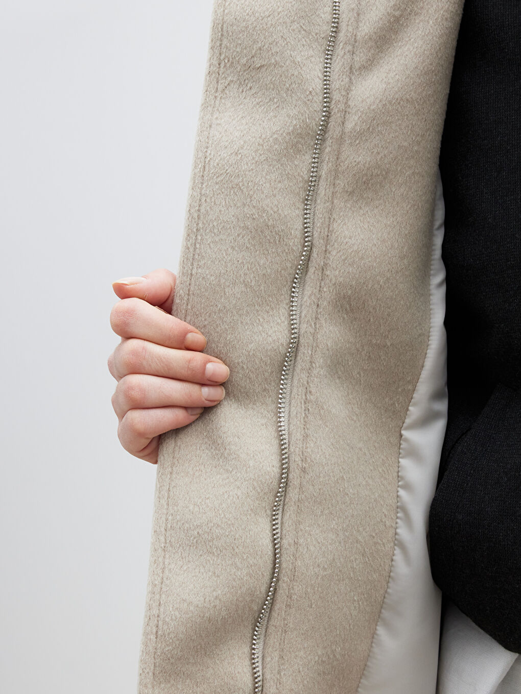 Bej Çıkarılabilir Şal Yaka Kadın Kaşe Kaban-3