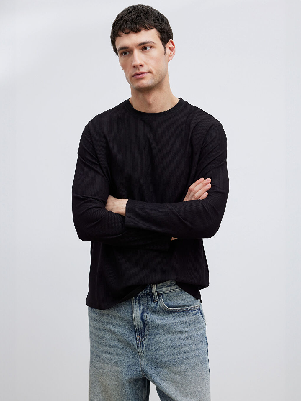 Siyah Bisiklet Yaka Erkek Tişört