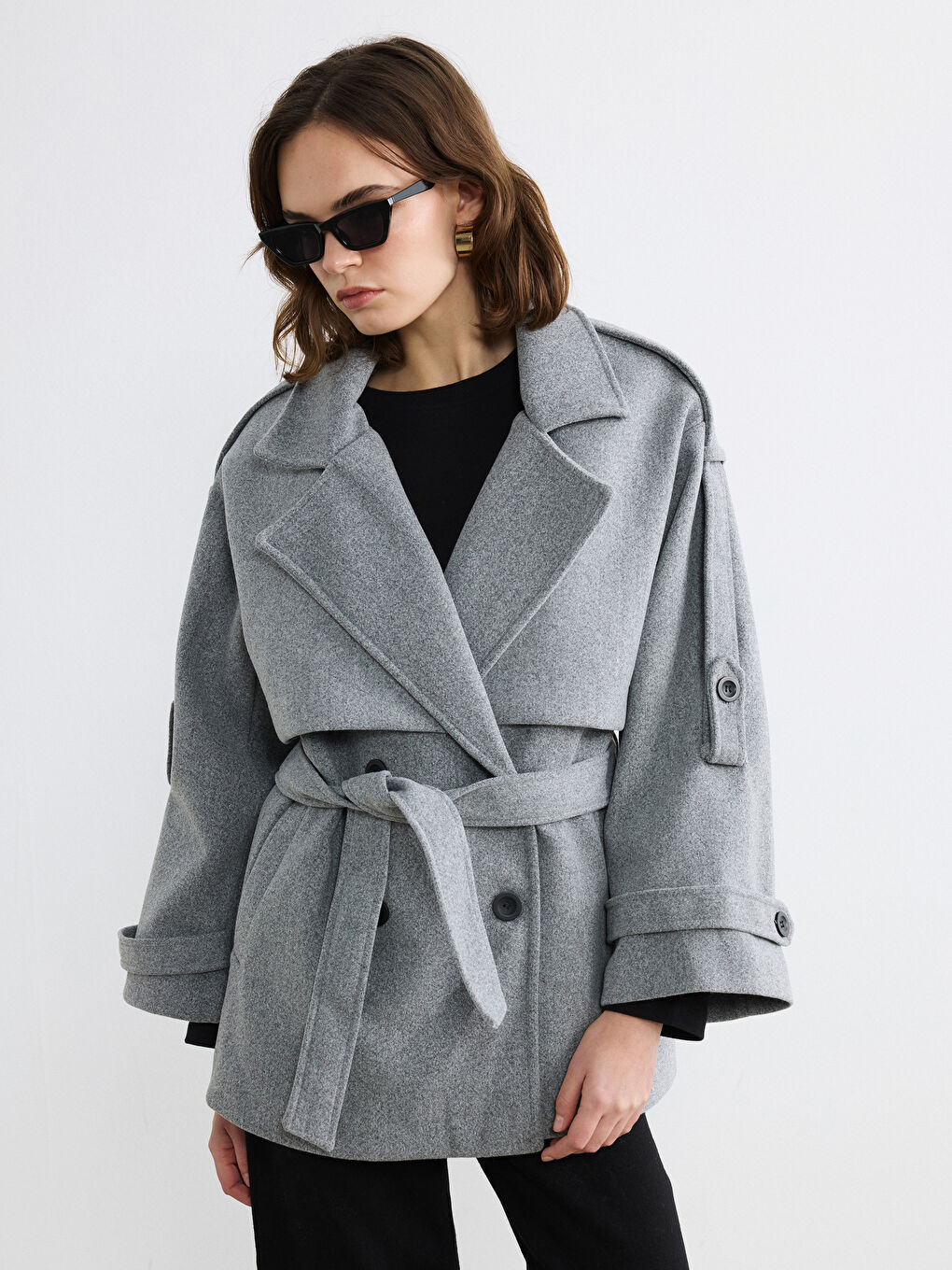 Gri Kruvaze Yaka Oversize Kadın Kaşe Kaban	