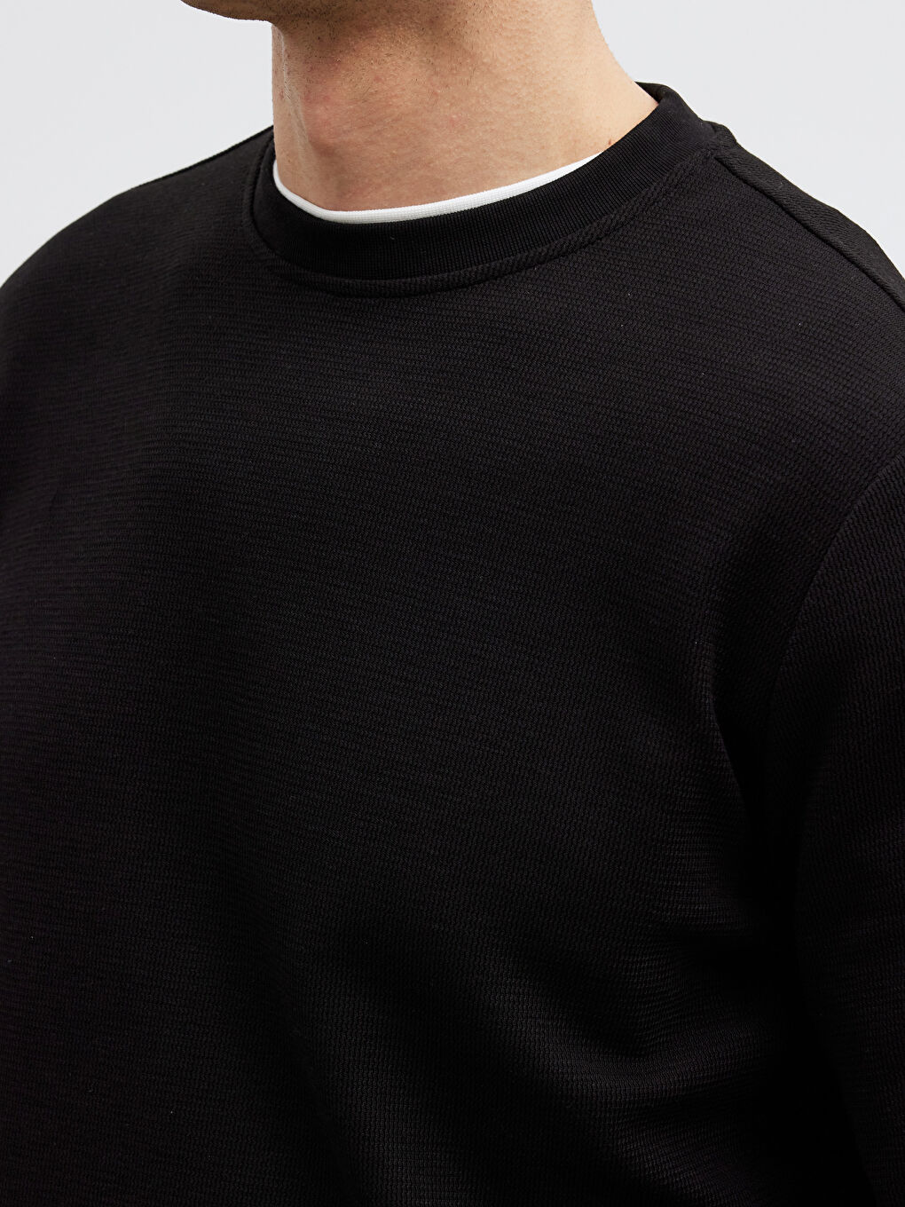 Siyah Bisiklet Yaka Uzun Kollu Erkek Tişört-2