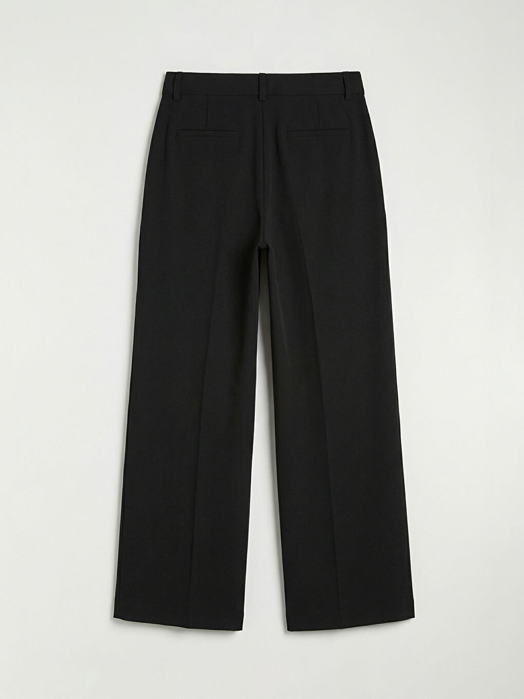 Siyah Pili Detaylı Geniş Paça Kadın Pantolon-1